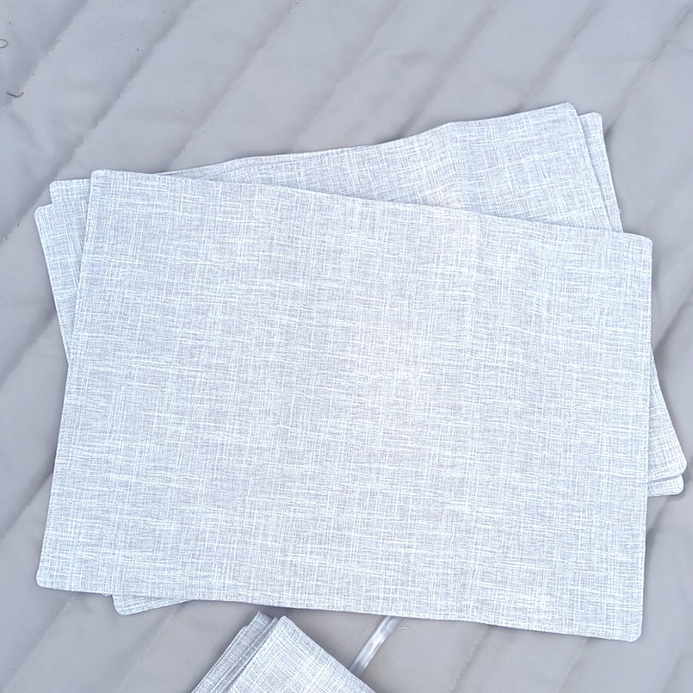 NWT 6 Farmhouse neutral beige washable placemats indoor/outdoor